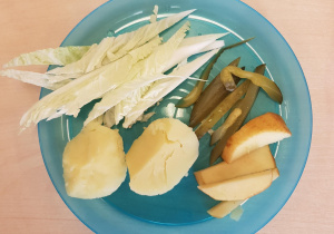 warzywa na talerzu